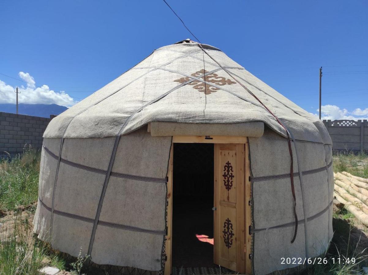 Guest House And Yurt Camp "Ailuu" Tong エクステリア 写真