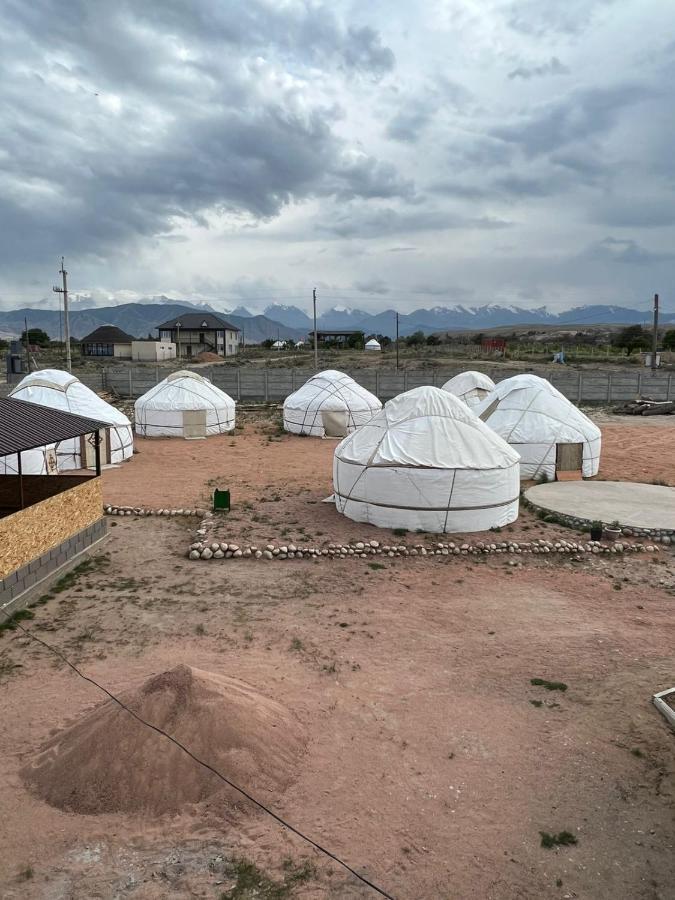 Guest House And Yurt Camp "Ailuu" Tong エクステリア 写真